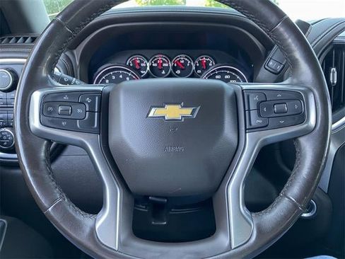 Used 2022 Chevrolet Silverado 1500 LTZ image 25