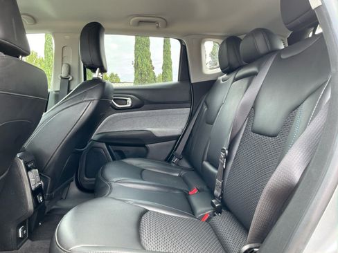 Used 2022 Jeep Compass Latitude AWD/4WD image 18