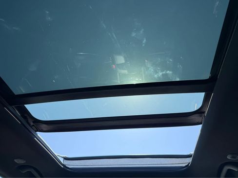 Used 2023 Jeep Grand Cherokee Summit w/ Luxury Tech Group V image 31