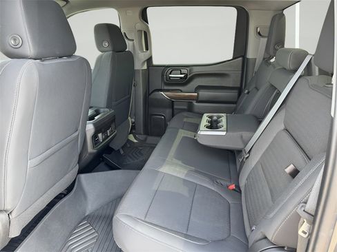 Used 2021 Chevrolet Silverado 1500 RST image 34