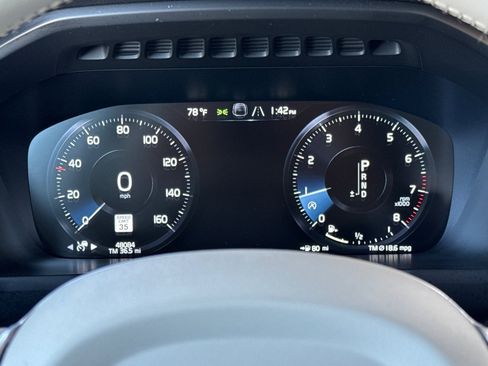 Used 2022 Volvo XC90 T6 Inscription image 25