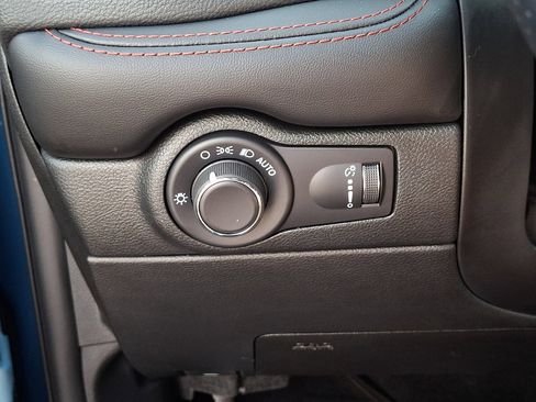 Used 2025 Dodge Durango R/T AWD/4WD image 26