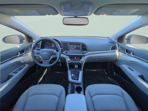 Used 2018 Hyundai Elantra SEL FWD image 10