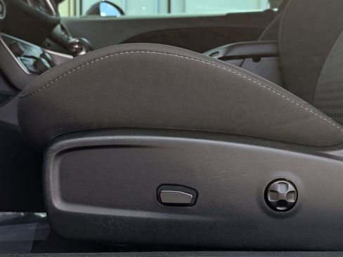 Used 2021 Dodge Challenger GT w/ Performance Handling Group image 18