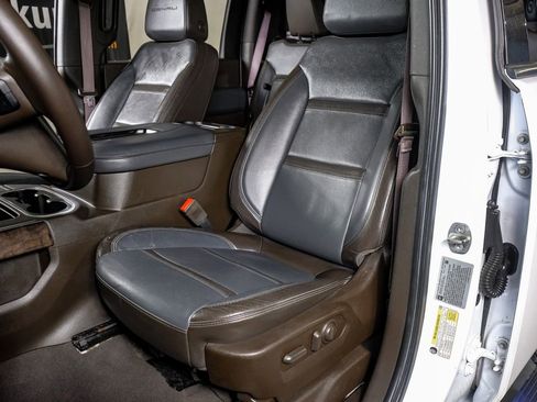 Used 2022 GMC Sierra 2500 Denali w/ Denali Ultimate Package image 29