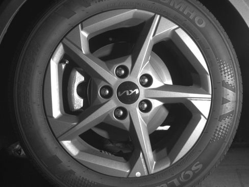 Used 2025 Kia K4 LXS image 12