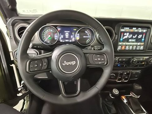 Used 2023 Jeep Wrangler Unlimited w/ Cold Weather Group AWD/4WD image 14