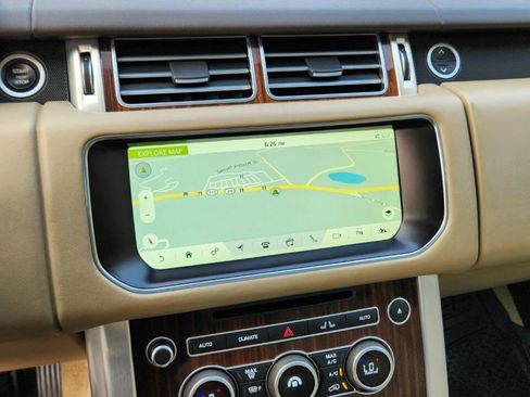 Used 2017 Land Rover Range Rover HSE image 50