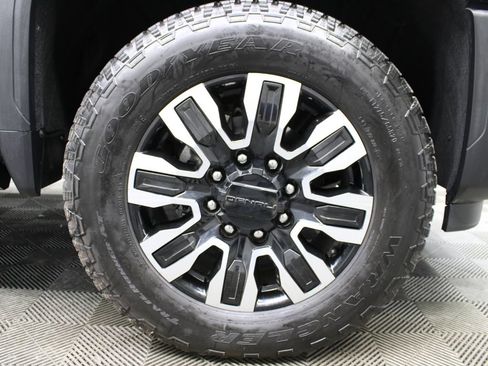 Used 2026 GMC Sierra 3500 Denali Ultimate AWD/4WD image 13