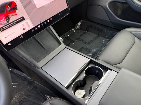 Used 2025 Tesla Model 3 Long Range RWD image 23