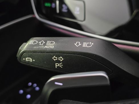 Used 2023 Audi A8 L 3.0T w/ Comfort Plus Package image 22