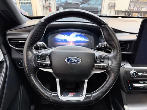 Used 2020 Ford Explorer ST w/ ST Street Pack image 15