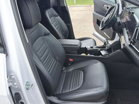 Used 2024 Kia Sportage SX FWD image 18