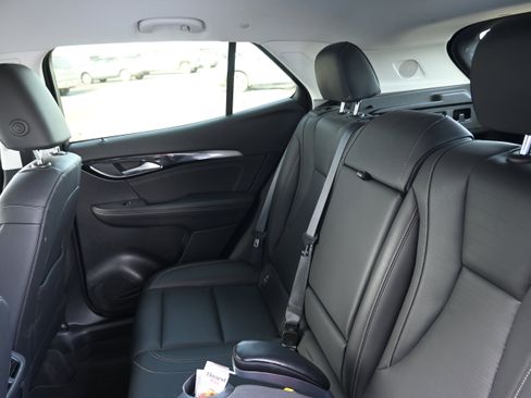 Used 2025 Buick Envision Preferred image 13