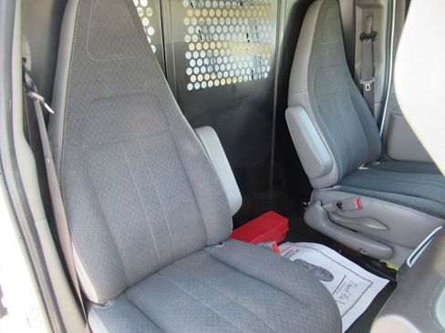 Used 2025 GMC Savana 2500 w/ Driver Convenience Package RWD image 10