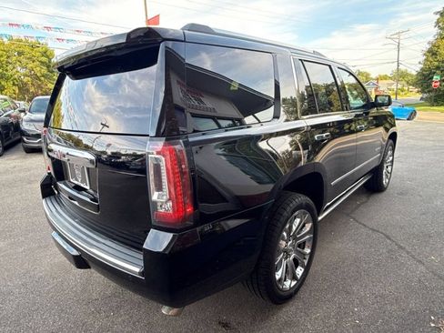 Used 2015 GMC Yukon Denali w/ Premium Package AWD/4WD image 5