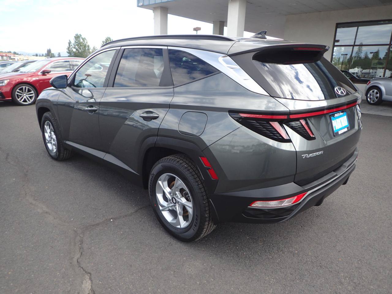 Used 2022 Hyundai Tucson SEL w/ Winter Package AWD/4WD image 3
