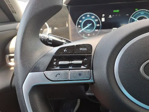 Used 2024 Hyundai Elantra Blue FWD image 24
