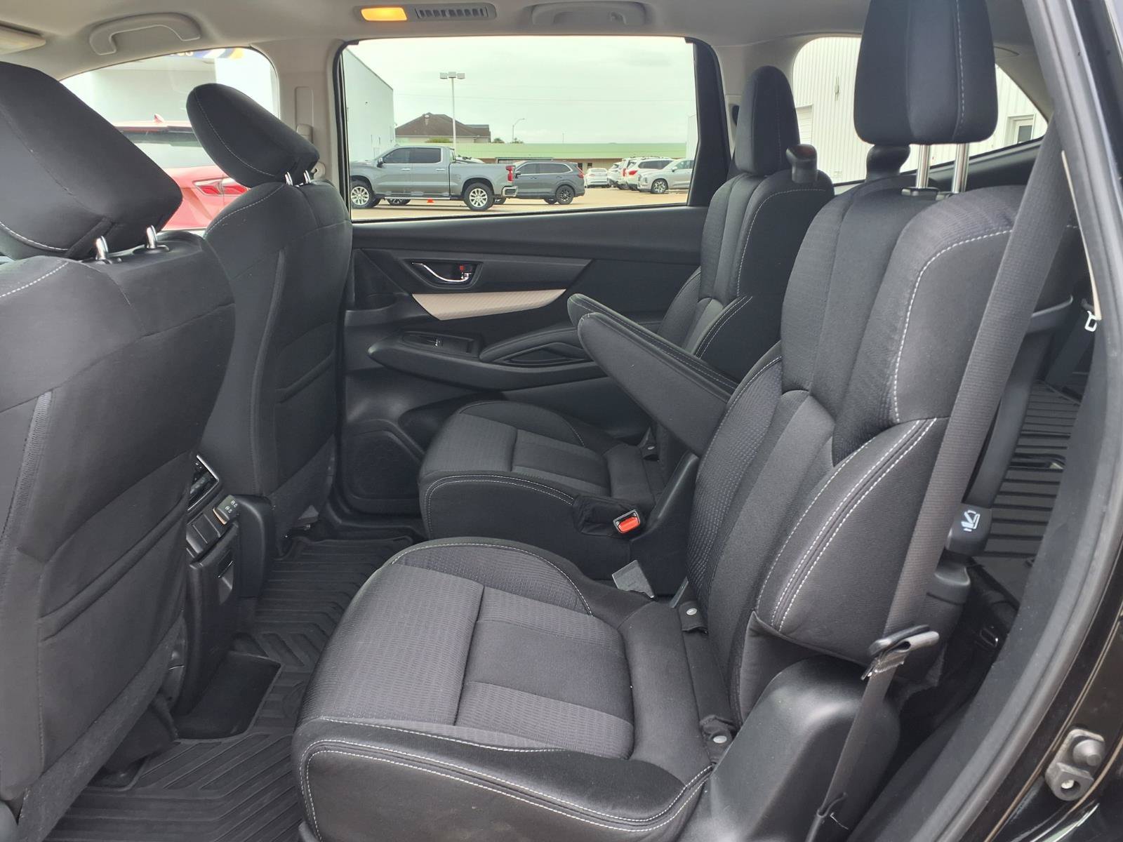 Used 2019 Subaru Ascent Premium w/ Popular Package #2 AWD/4WD image 13