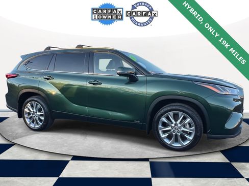 Used 2023 Toyota Highlander Limited image 6