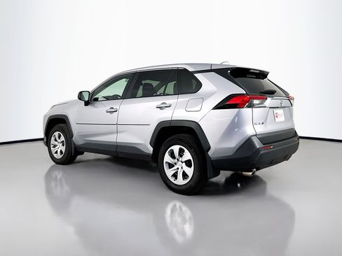 Used 2024 Toyota RAV4 LE AWD/4WD image 5