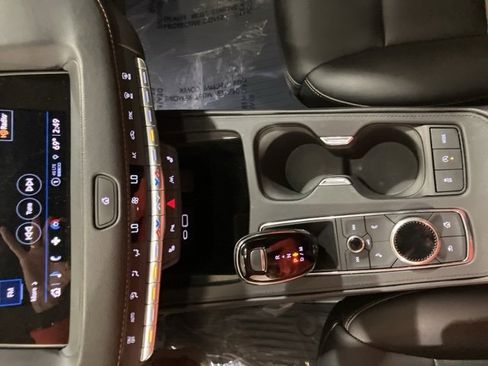 Used 2023 Cadillac XT4 Sport w/ Cold Weather Package image 17