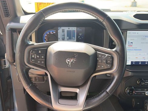 Used 2022 Ford Bronco Outer Banks AWD/4WD image 4