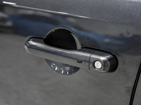 Used 2020 Jeep Renegade Latitude image 39