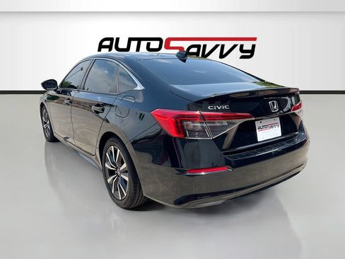 Used 2022 Honda Civic EX image 5