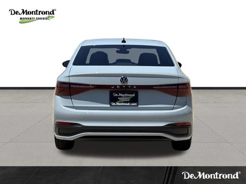 Used 2026 Volkswagen Jetta Sport FWD image 7