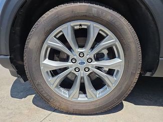 Certified 2023 Ford Explorer XLT w/ Equipment Group 202A AWD/4WD video 3