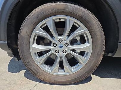 Certified 2023 Ford Explorer XLT w/ Equipment Group 202A