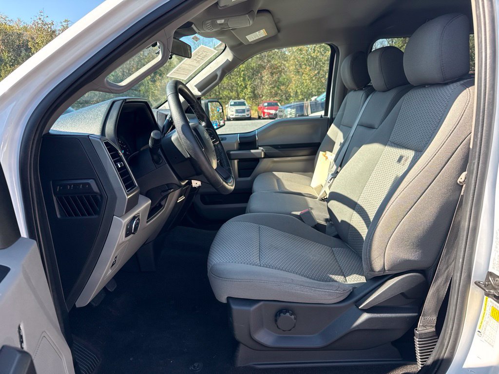 Used 2020 Ford F150 XLT w/ Trailer Tow Package RWD image 5