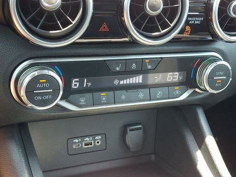Certified 2023 Nissan Sentra SV w/ All-Weather Package FWD image 17