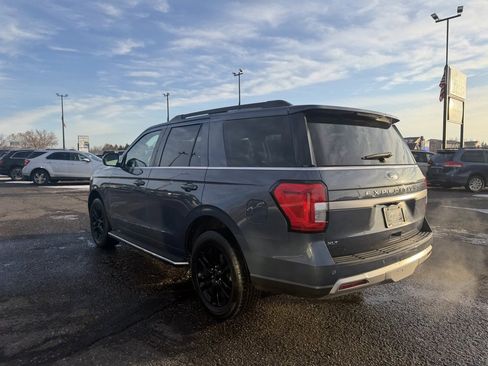 Used 2022 Ford Expedition XLT image 7