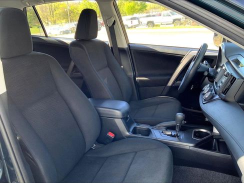 Used 2018 Toyota RAV4 LE w/ All Weather Liner Package image 7
