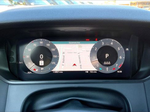 Used 2025 Land Rover Range Rover Velar S image 23