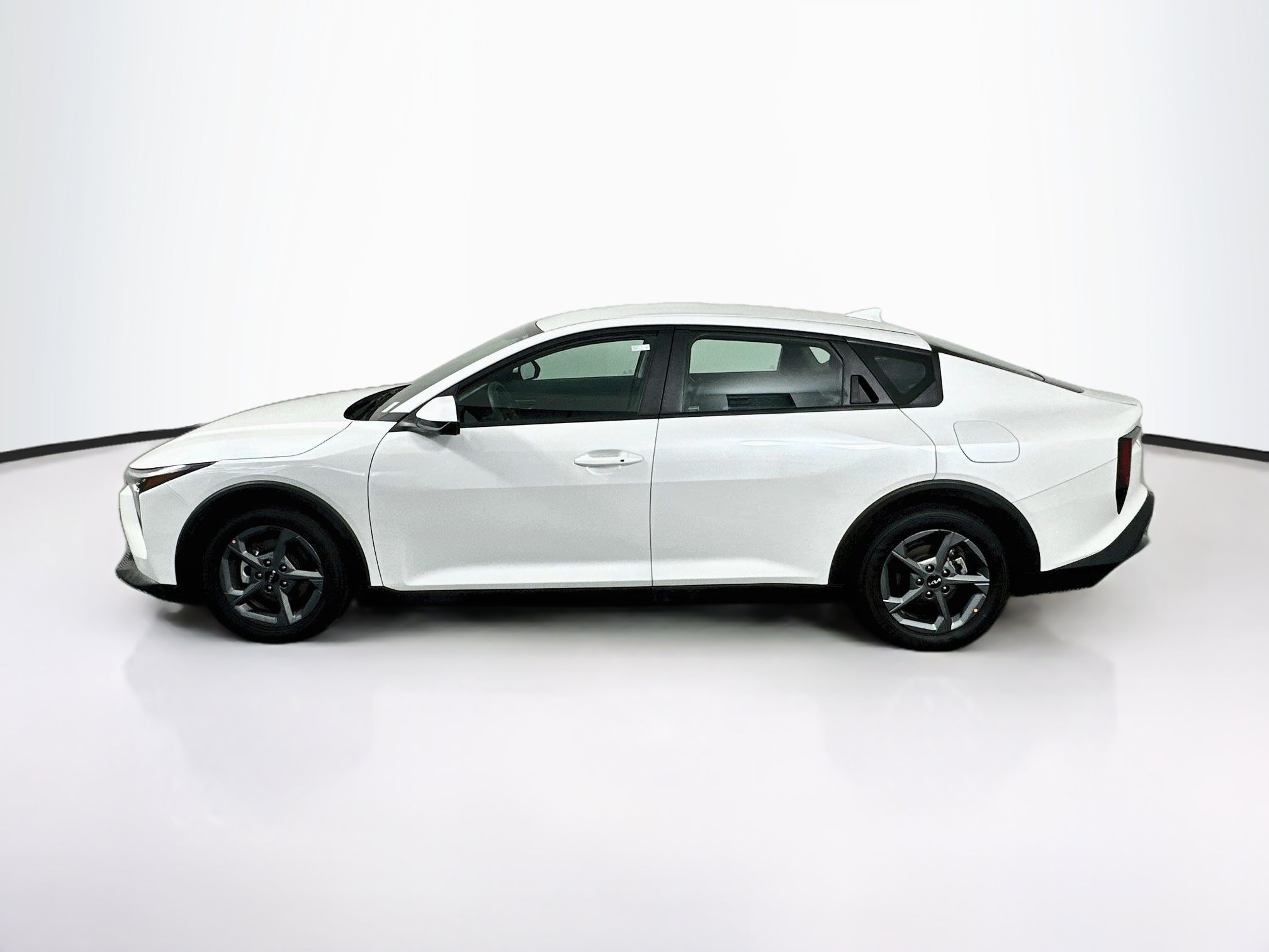 Used 2025 Kia K4 FWD image 4