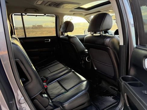 Used 2015 Honda Pilot Touring image 18