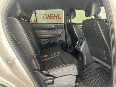 Used 2022 Volkswagen Atlas Cross Sport SE AWD/4WD image 10