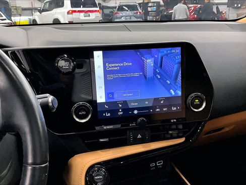 Used 2024 Lexus NX 250 FWD image 6