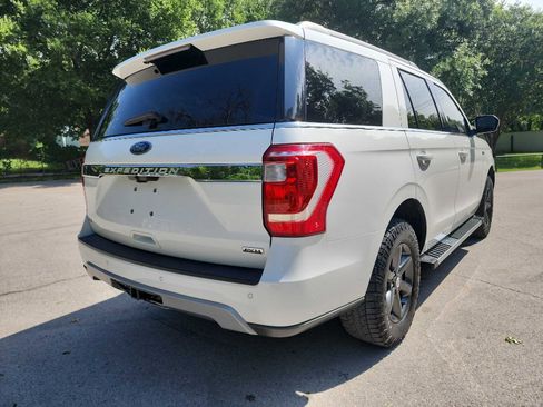 Used 2020 Ford Expedition XLT w/ FX4 Off-Road Package AWD/4WD image 12