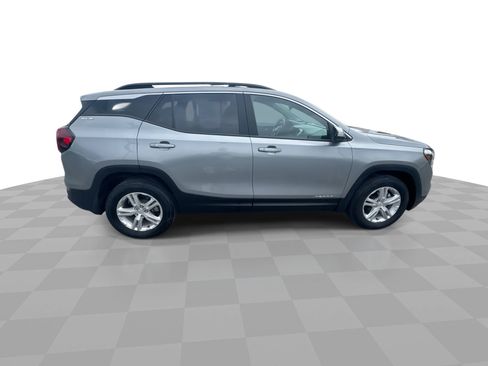 Certified 2023 GMC Terrain SLE w/ Driver Convenience Package AWD/4WD image 9