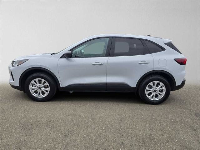 Used 2025 Ford Escape Active AWD/4WD image 6