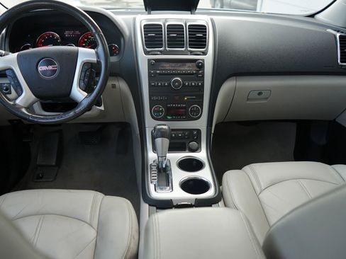Used 2010 GMC Acadia SLT image 40