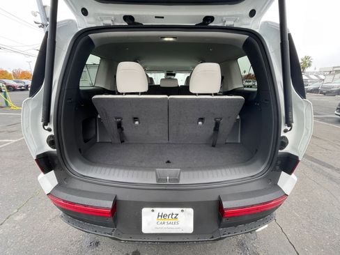 Used 2025 Hyundai Santa Fe SEL image 34