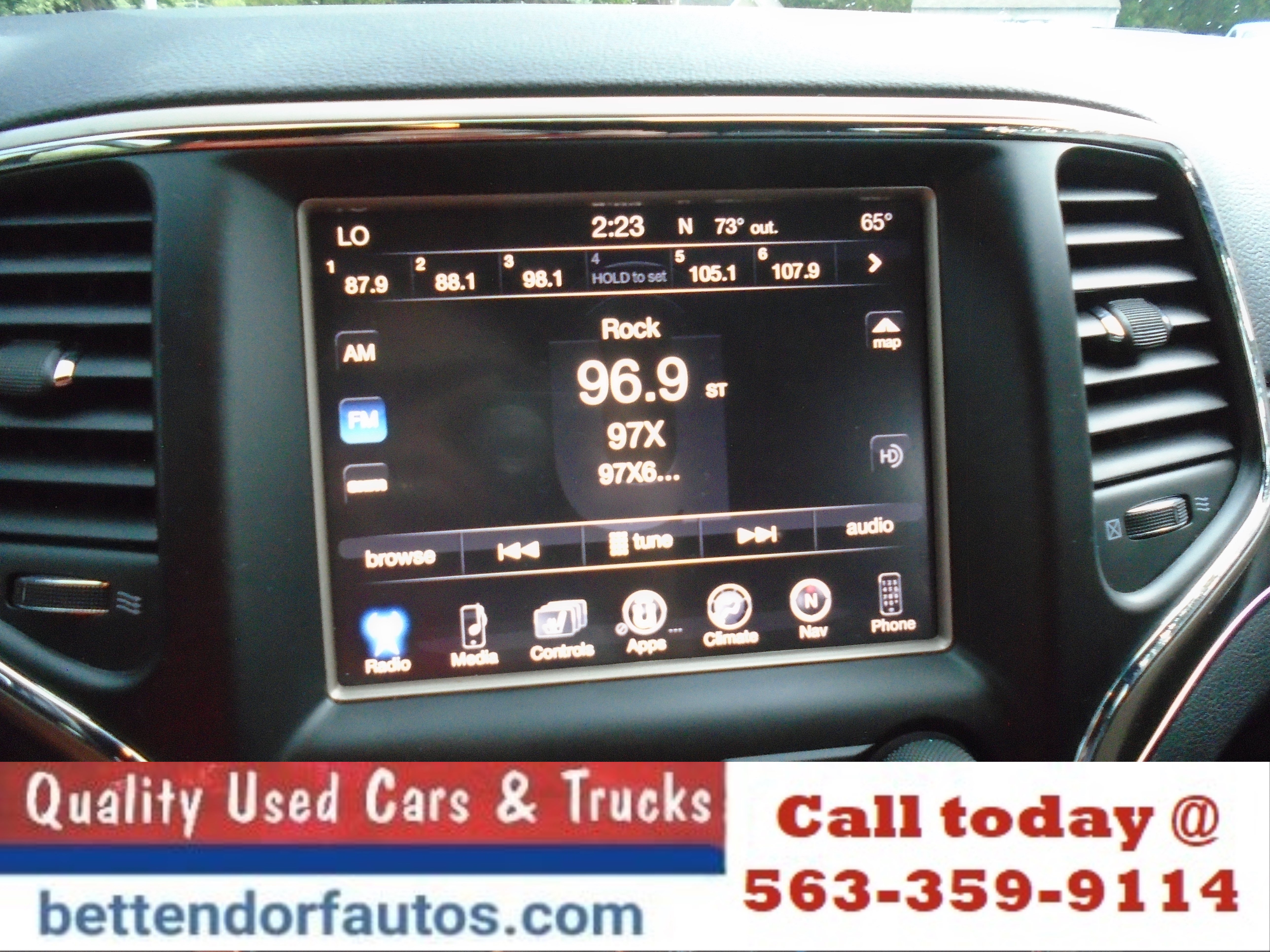 Used 2015 Jeep Grand Cherokee Limited AWD/4WD image 10