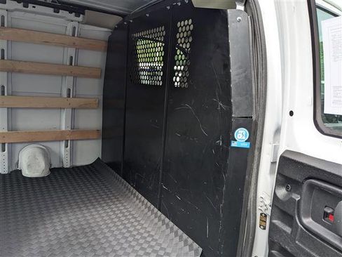 Used 2024 GMC Savana 2500 w/ Driver Convenience Package image 16