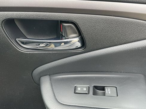 Used 2019 Honda Ridgeline RTL image 13