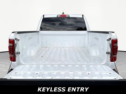Used 2023 RAM 1500 Laramie AWD/4WD image 7